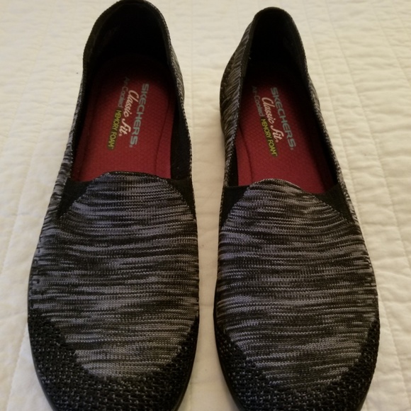 looking for skechers